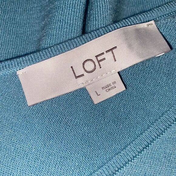 Loft Double v-Neck Cap Sleeves Seafoam Green Top‎ Size Large - Picture 10 of 13